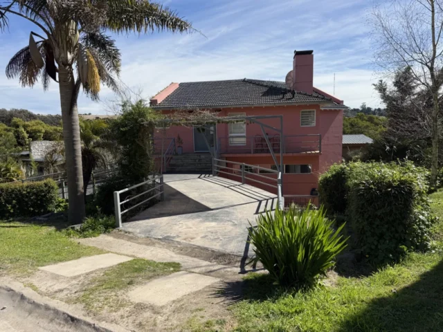 Casas, chalets en Venta — Luciano 45