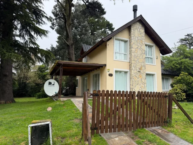 Casas, chalets en Venta — Angela 39