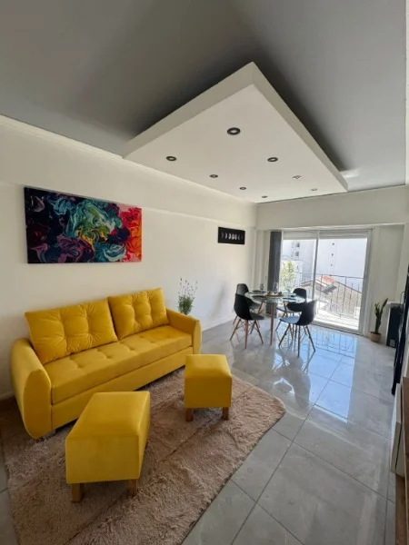 Departamentos, pisos y semipisos en Venta — MORENO 2752