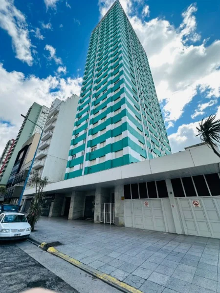 Departamentos, pisos y semipisos en Venta — LURO 2237