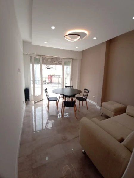 Departamentos, pisos y semipisos en Venta — MORENO 2340