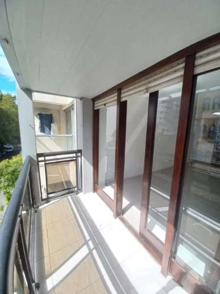 Departamentos, pisos y semipisos en Venta — BOLIVAR 2580