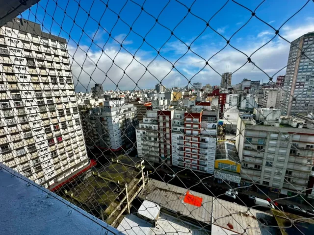 Departamentos, pisos y semipisos en Venta — San Martin 2100