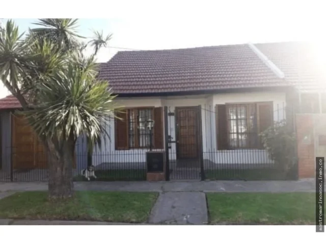 Casas, chalets en Venta — Magallanes 6800