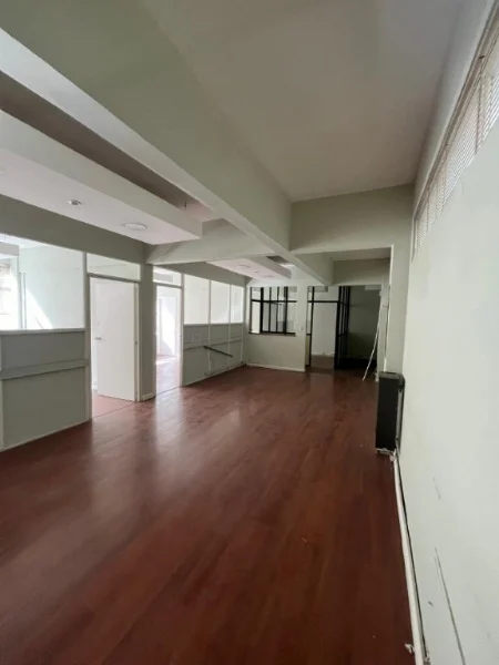 Oficinas en Alquiler — Corrientes 1725