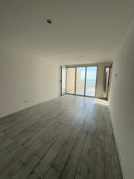 Departamentos, pisos y semipisos en Alquiler — Boulevard Maritimo 435