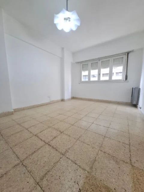 Departamentos, pisos y semipisos en Venta — Rivadavia 3408