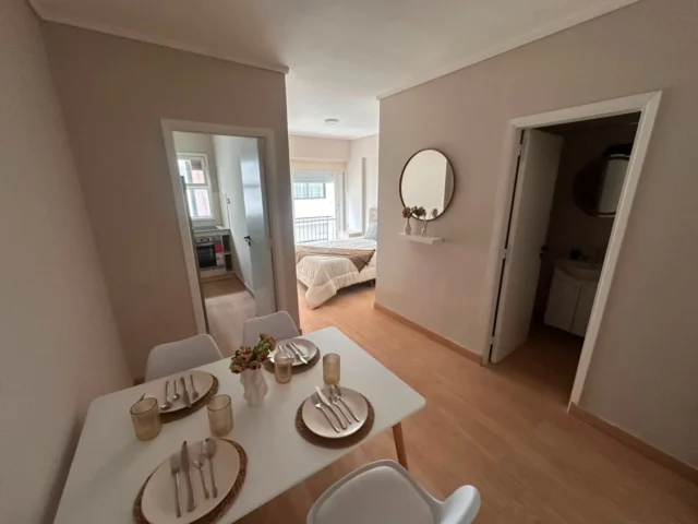 Departamentos, pisos y semipisos en Venta — Falucho 2394