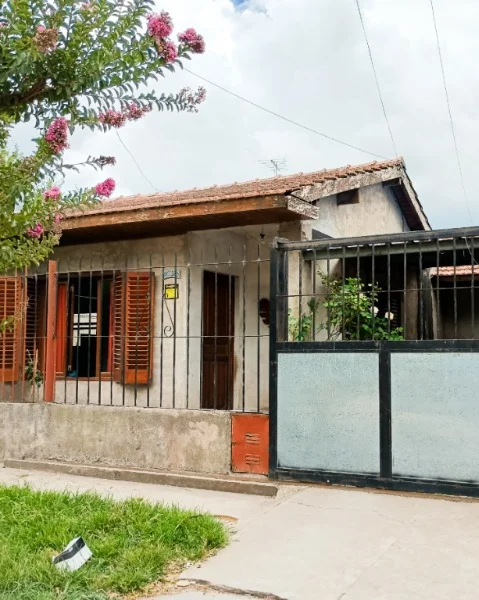 Casas, chalets en Venta — Juana Manso y A. Argentina
