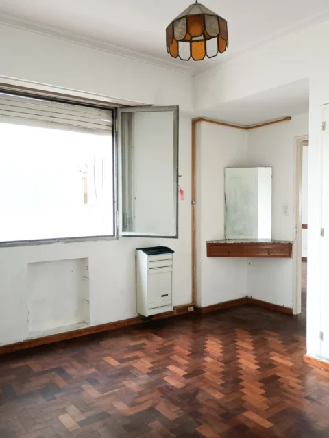Departamentos, pisos y semipisos en Venta — San Martin y La Rioja