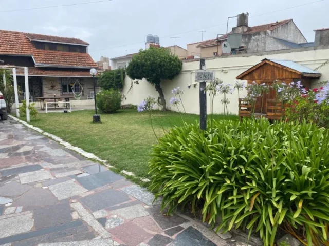 Casas, chalets en Venta — Pedraza 2634