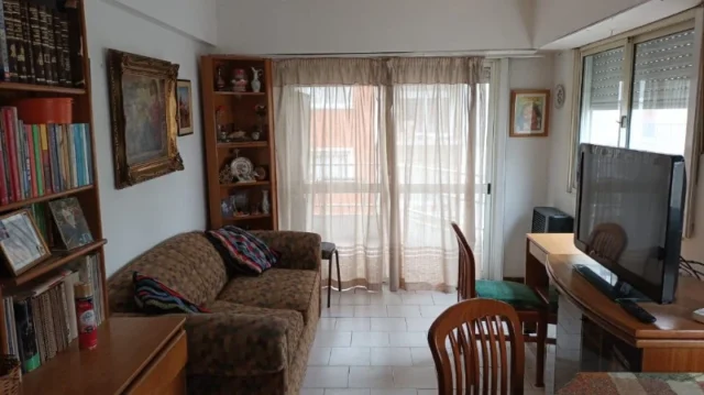 Departamentos, pisos y semipisos en Venta — Corrientes 2341