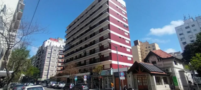 Departamentos, pisos y semipisos en Venta — San Luis 1973