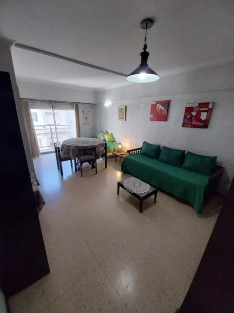 Departamentos, pisos y semipisos en Alquiler — Entre Ríos 2166