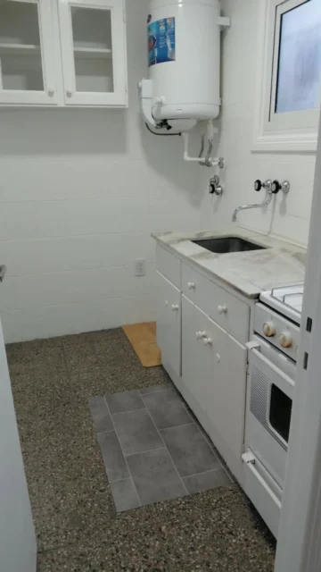 Departamentos, pisos y semipisos en Alquiler — Tucuman 2700