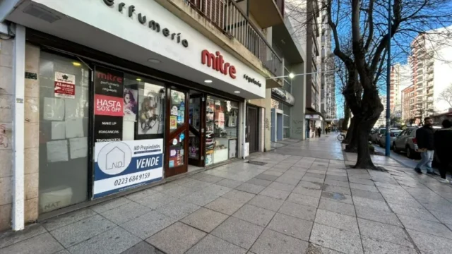 Locales en Alquiler — av. colon 2685