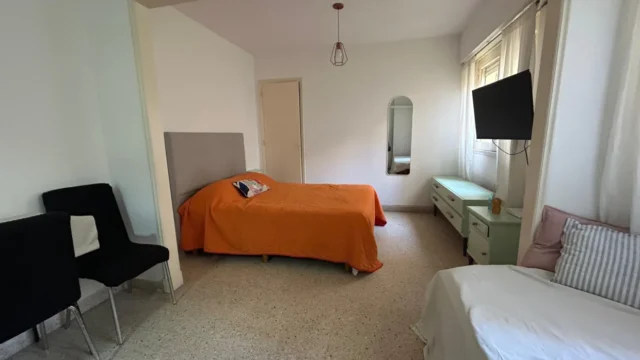 Departamentos, pisos y semipisos en Venta — rivadavia 2241