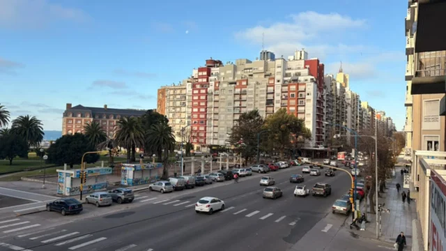 Departamentos, pisos y semipisos en Alquiler — Av Colon 2030