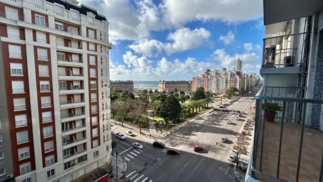Departamentos, pisos y semipisos en Venta — colon 2134