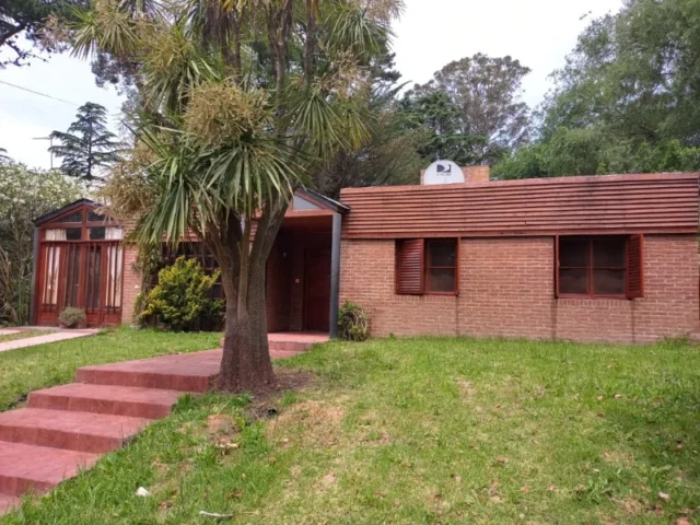 Casas, chalets en Venta — Ángela 35