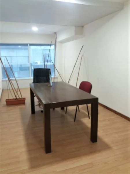 Locales en Venta — Bolívar 2100