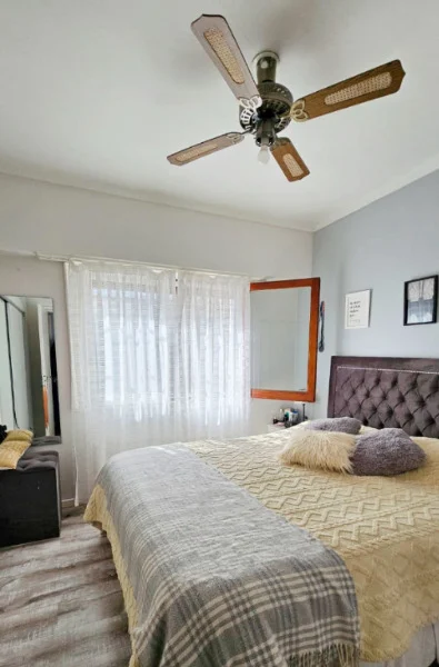 Casas, chalets en Venta — Larrea 2500