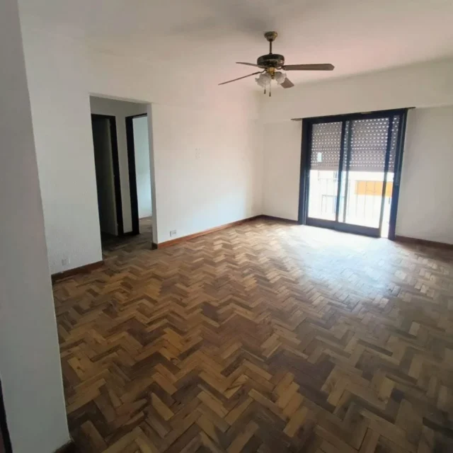 Departamentos, pisos y semipisos en Venta — Aragon 7400
