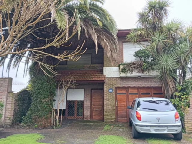 Casas, chalets en Venta — Vieytes 400