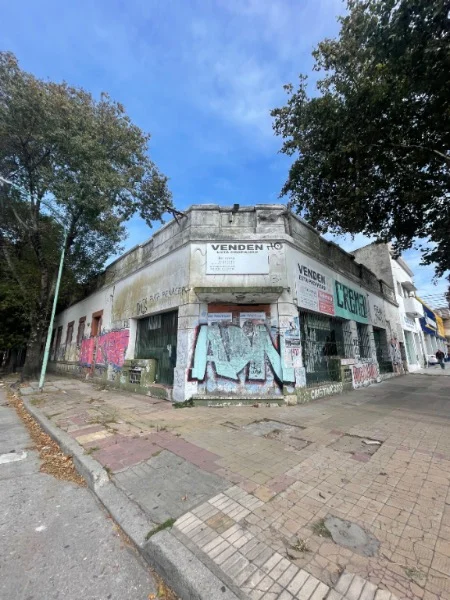 Locales en Venta — luro 4502