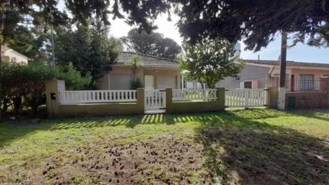 Casas, chalets en Venta — SAN MARTIN 1650