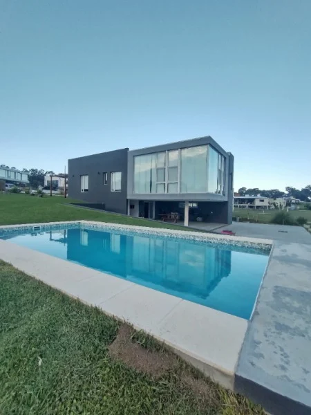 Casas, chalets en Venta — R9W3+8V La Arboleda