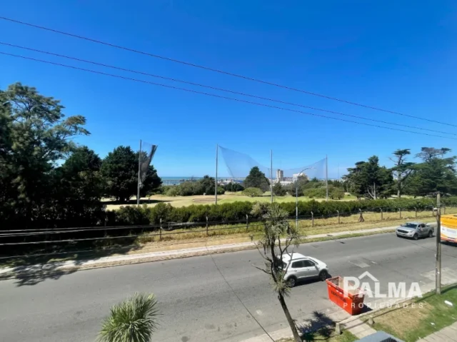 Departamentos, pisos y semipisos en Venta — Alem 4981