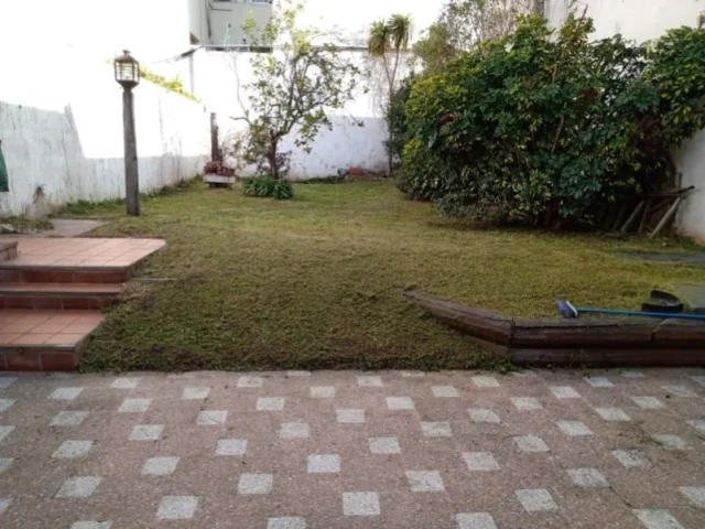 Lotes y terrenos en Venta — Brown 3056