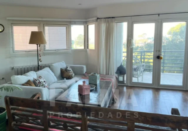 Departamentos, pisos y semipisos en Venta — Alem 4700
