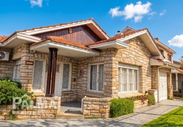 Casas, chalets en Venta — Primera Junta 2199