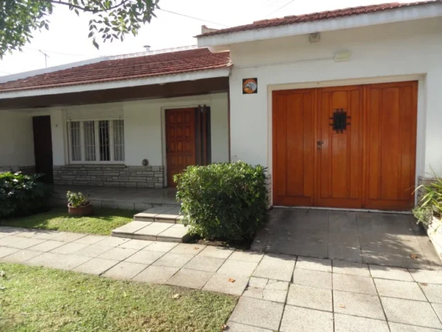 Casas, chalets en Venta — Pampa 0
