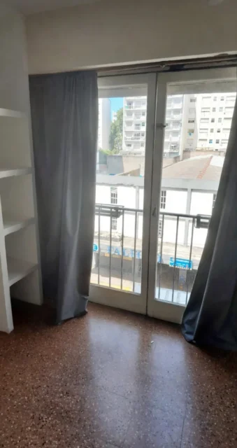 Departamentos, pisos y semipisos en Venta — Falucho 1800