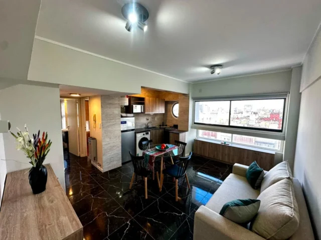 Departamentos, pisos y semipisos en Venta — San Martin al 2100