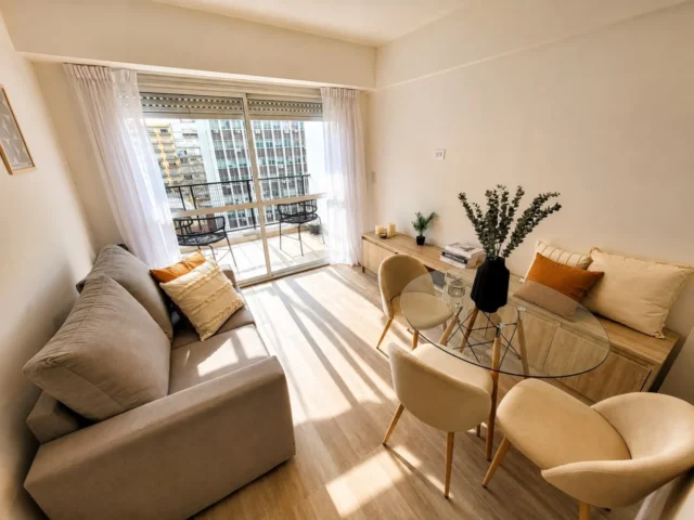 Departamentos, pisos y semipisos en Venta — Tucuman al 2300