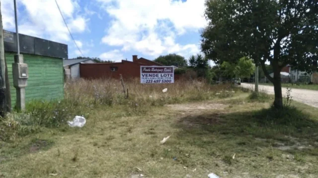 Lotes y terrenos en Venta — ESTRADA Y DELLA PAOLERA