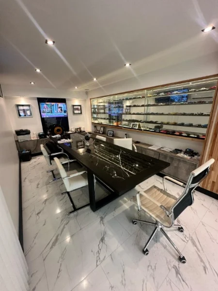 Locales en Venta — Av. Colón 5100