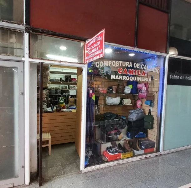 Locales en Venta — Av. Luro 3317