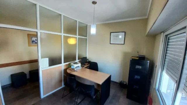 Oficinas en Alquiler — Rivadavia 3174
