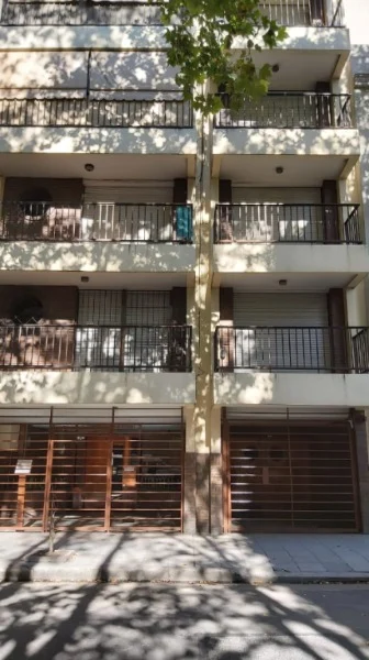Departamentos, pisos y semipisos en Venta — Bartolome Mire 1950