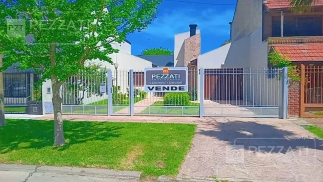 Casas, chalets en Venta — Valencia 5200
