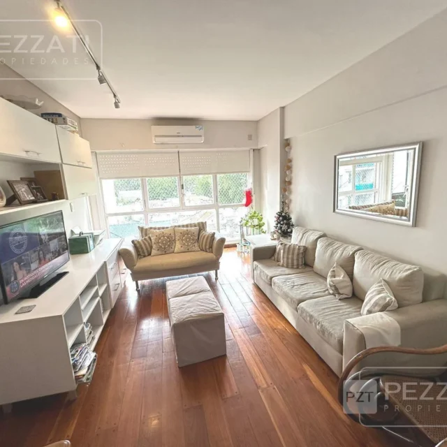Departamentos, pisos y semipisos en Venta — La Rioja 2700