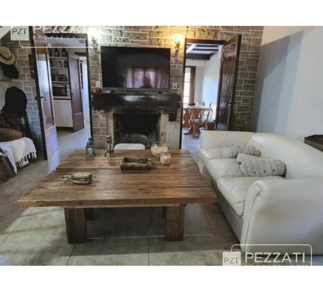 Casas, chalets en Venta — Genova   1800