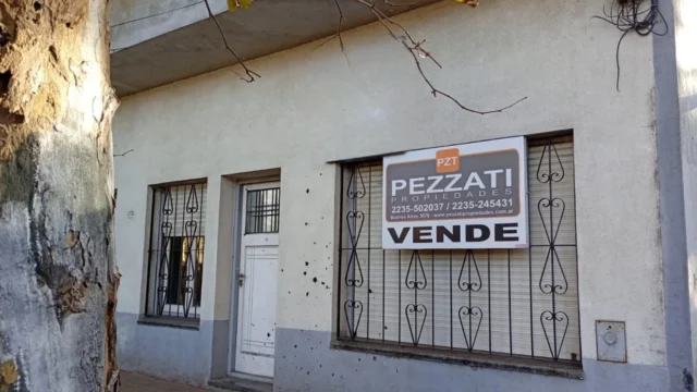 Casas, chalets en Venta — Rawson 3700