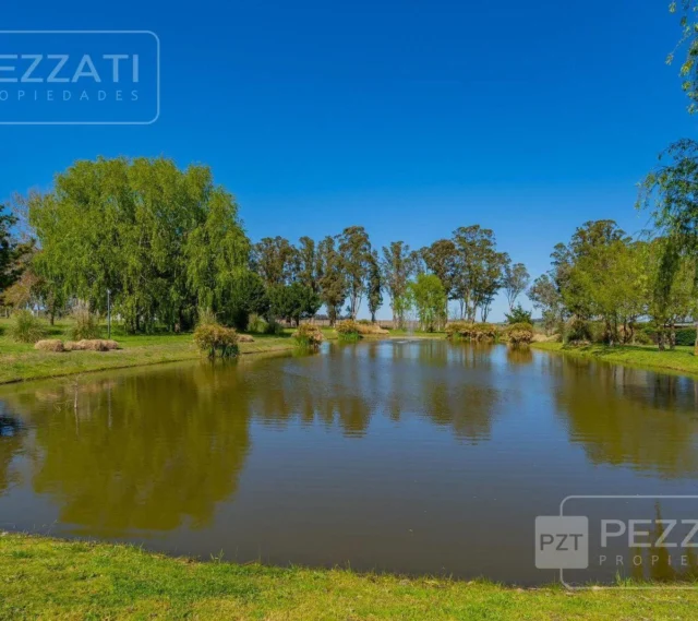 Lotes y terrenos en Venta — Jorge Newbery 10500