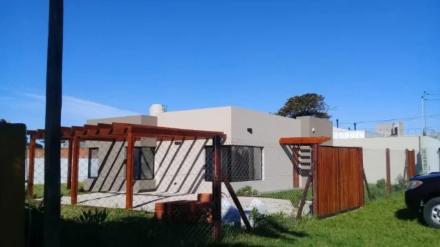 Casas, chalets en Venta — Pedro Ferré 5180